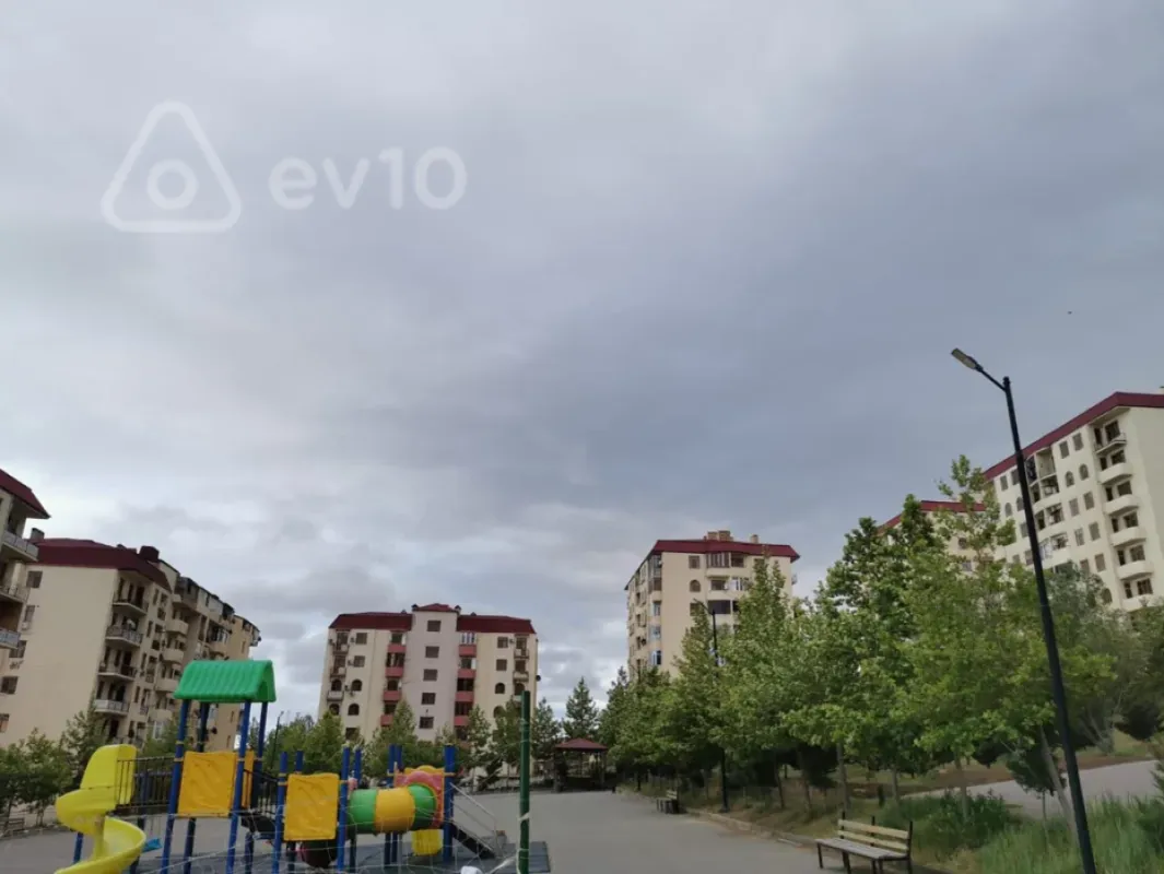 Satılır 3 otaqlı yeni tikili 54 m²