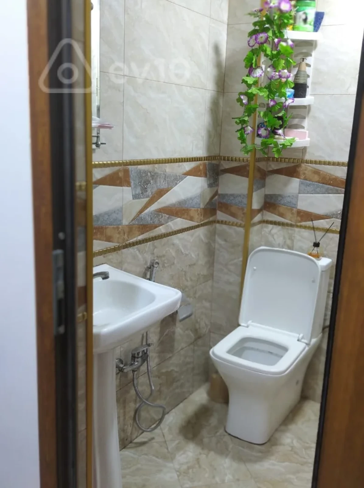 Kirayə verilir 2 otaqlı köhnə tikili 45 m²