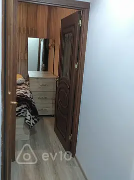 Kirayə verilir 2 otaqlı köhnə tikili 45 m²