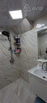 Satılır 7 otaqlı həyət evi 240 m²