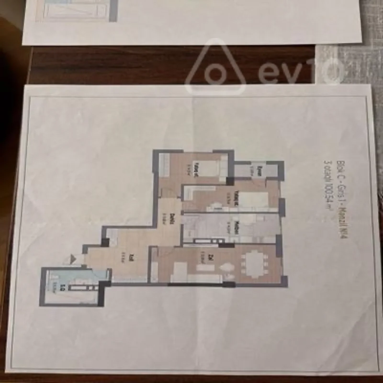 Satılır 3 otaqlı yeni tikili 101 m²