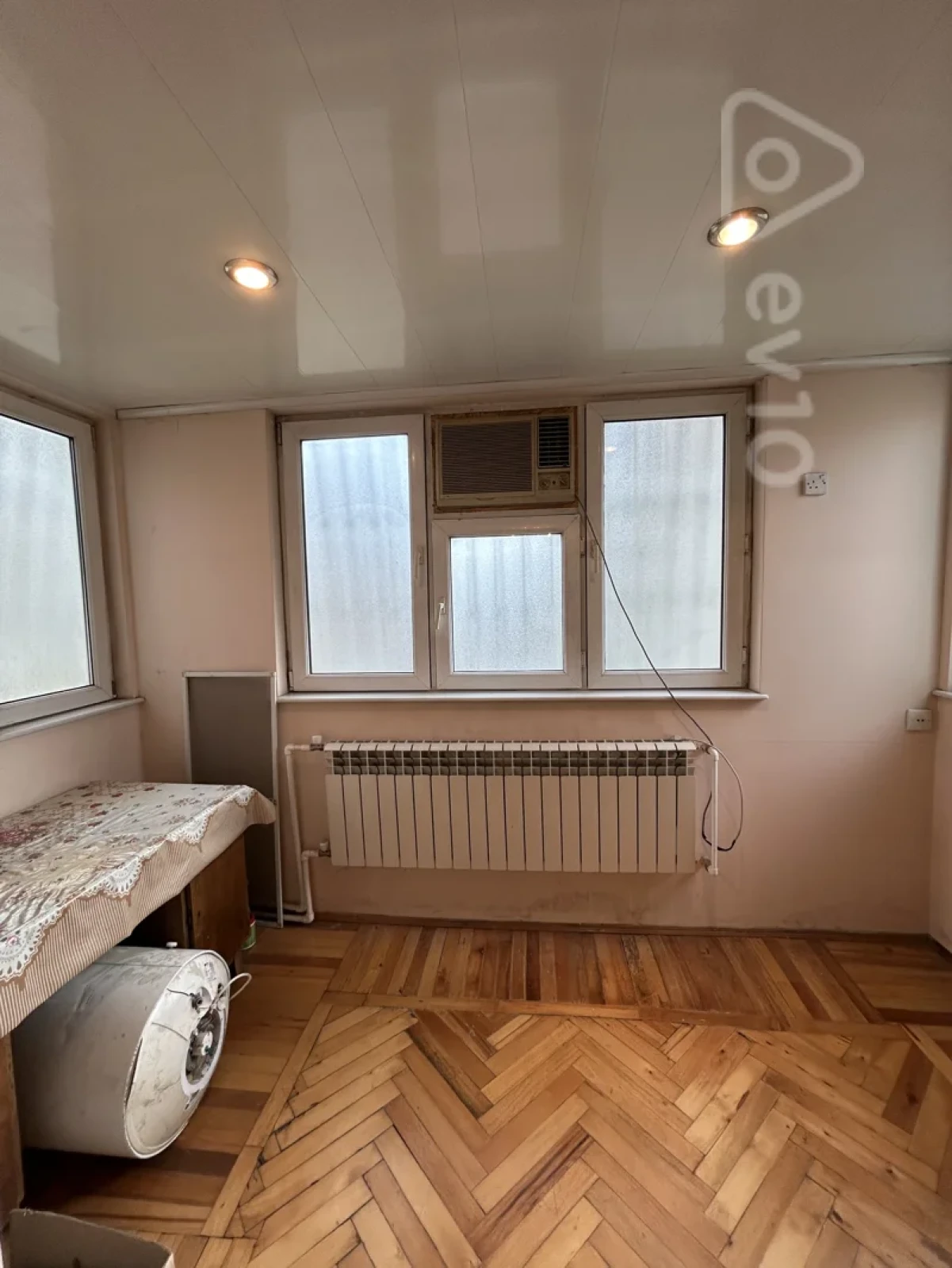 Kirayə verilir 3 otaqlı köhnə tikili 75 m²