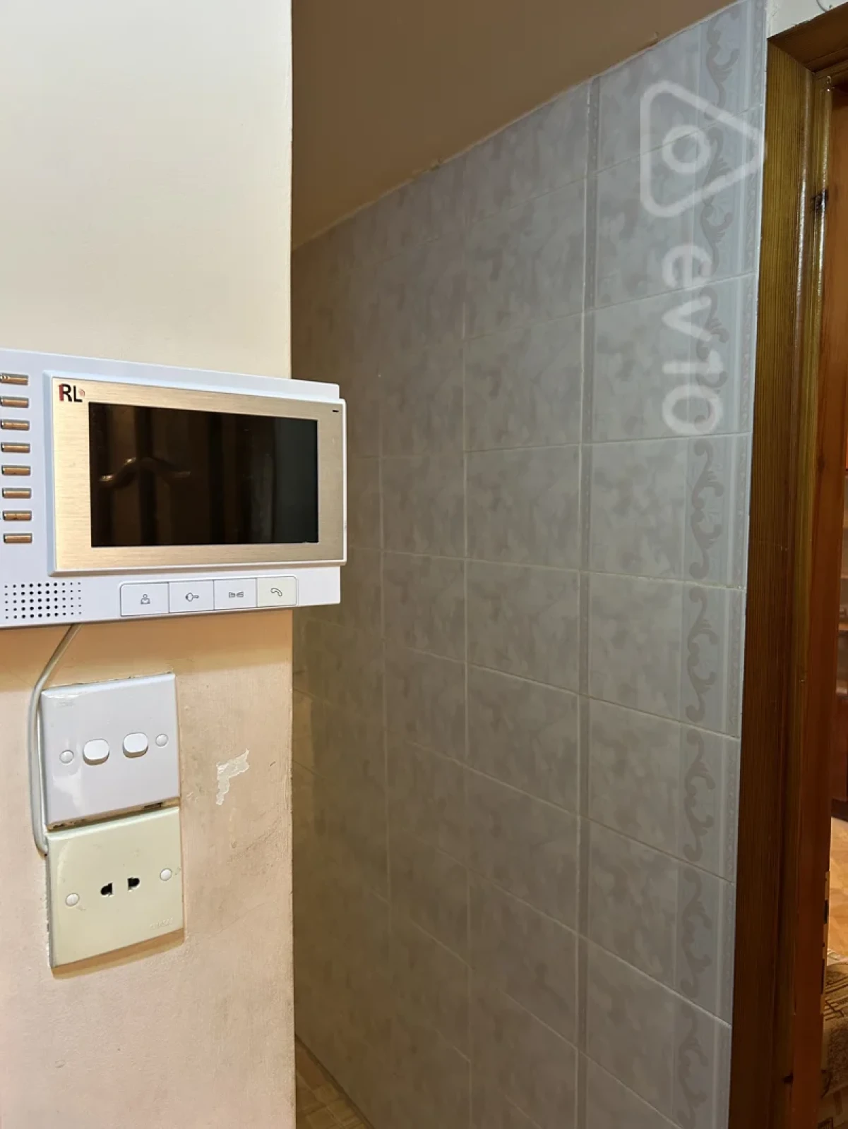 Kirayə verilir 3 otaqlı köhnə tikili 75 m²