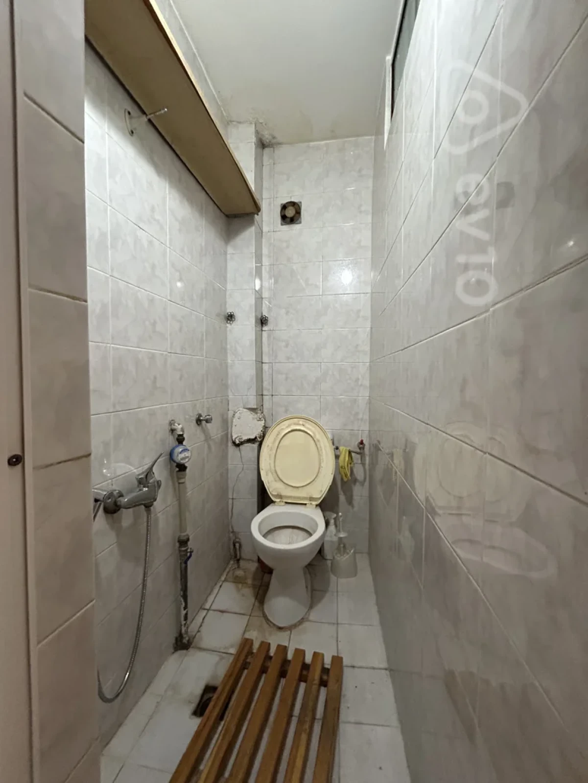 Kirayə verilir 3 otaqlı köhnə tikili 75 m²