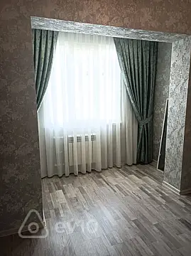 Satılır 2 otaqlı köhnə tikili 45 m²