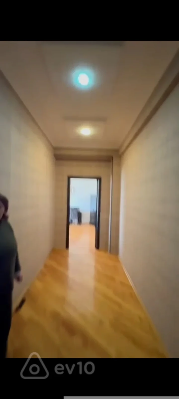 Kirayə verilir 2 otaqlı yeni tikili 90 m²