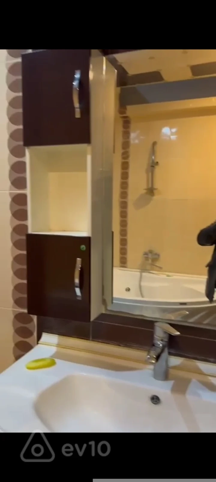 Kirayə verilir 2 otaqlı yeni tikili 90 m²