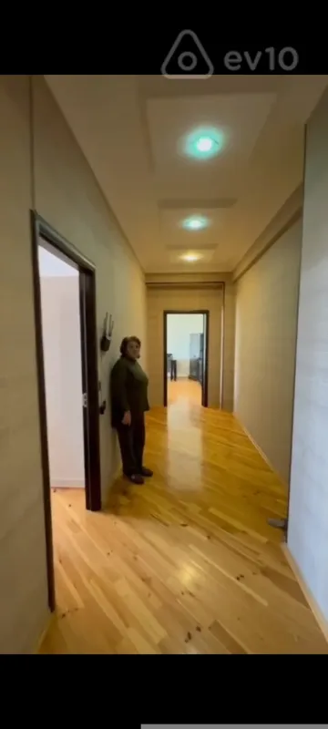 Kirayə verilir 2 otaqlı yeni tikili 90 m²