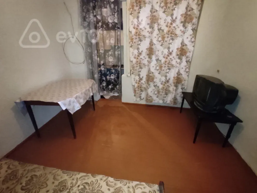 Kirayə verilir 1 otaqlı həyət evi 35 m²