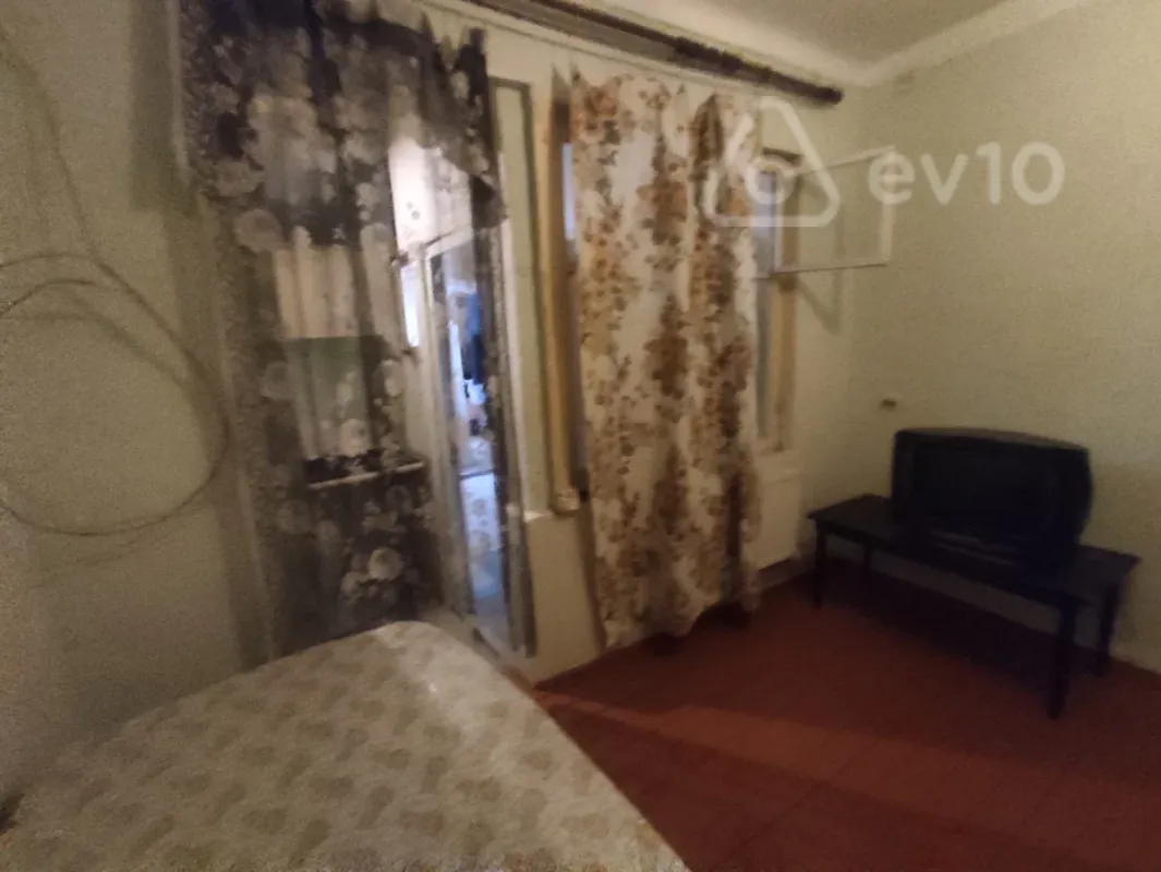 Kirayə verilir 1 otaqlı həyət evi 35 m²