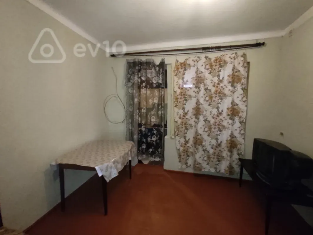 Kirayə verilir 1 otaqlı həyət evi 35 m²
