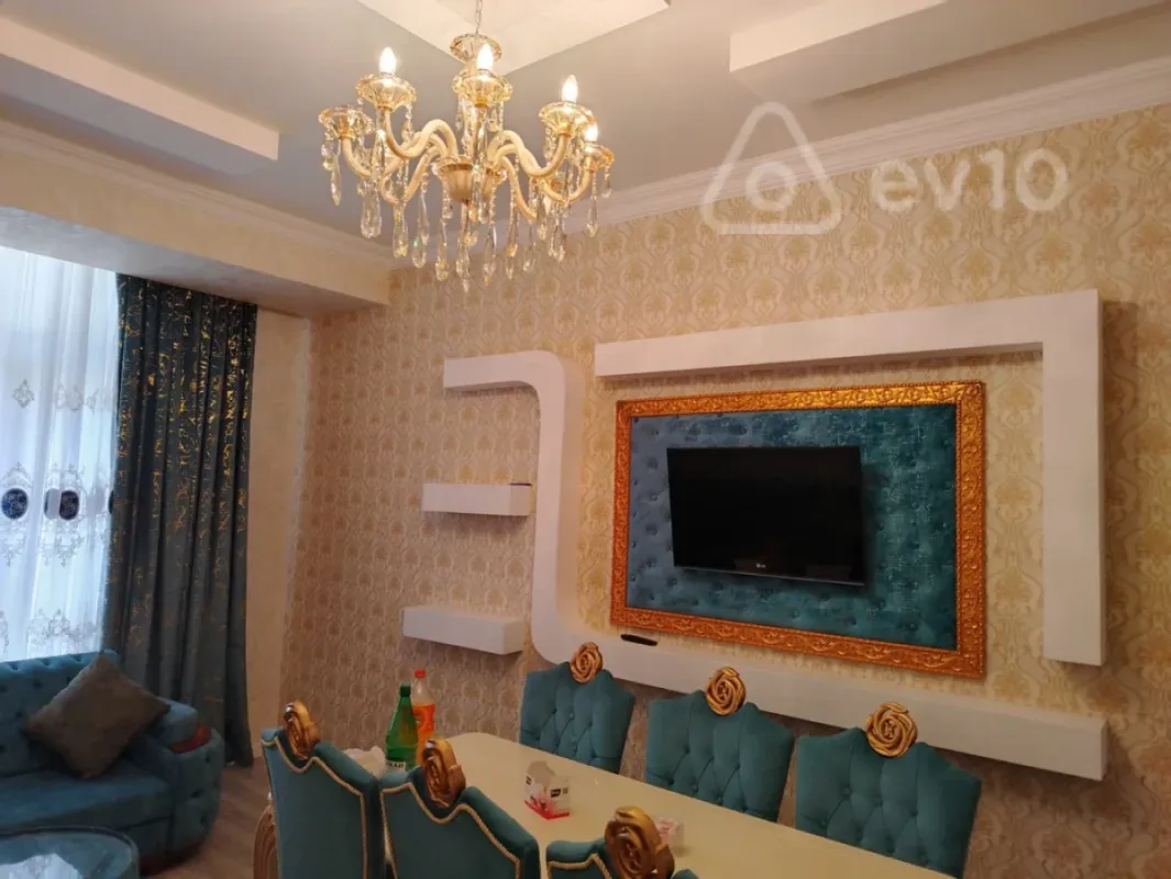 Kirayə verilir 3 otaqlı yeni tikili 80 m²