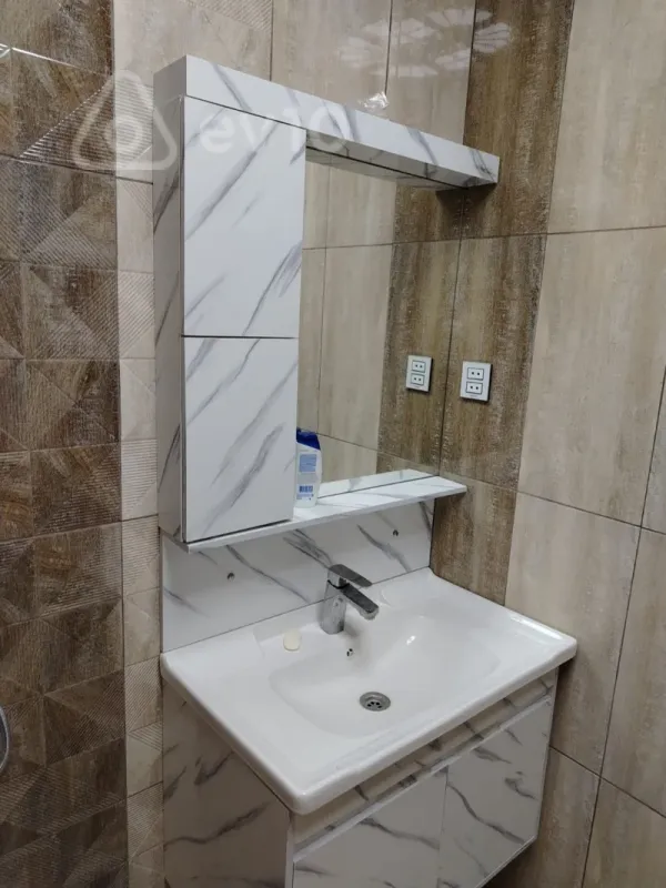 Kirayə verilir 3 otaqlı yeni tikili 80 m²