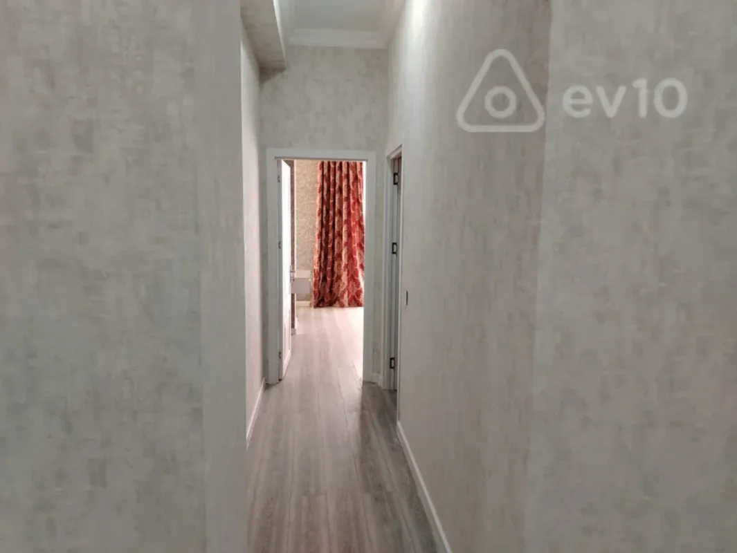 Kirayə verilir 3 otaqlı yeni tikili 80 m²