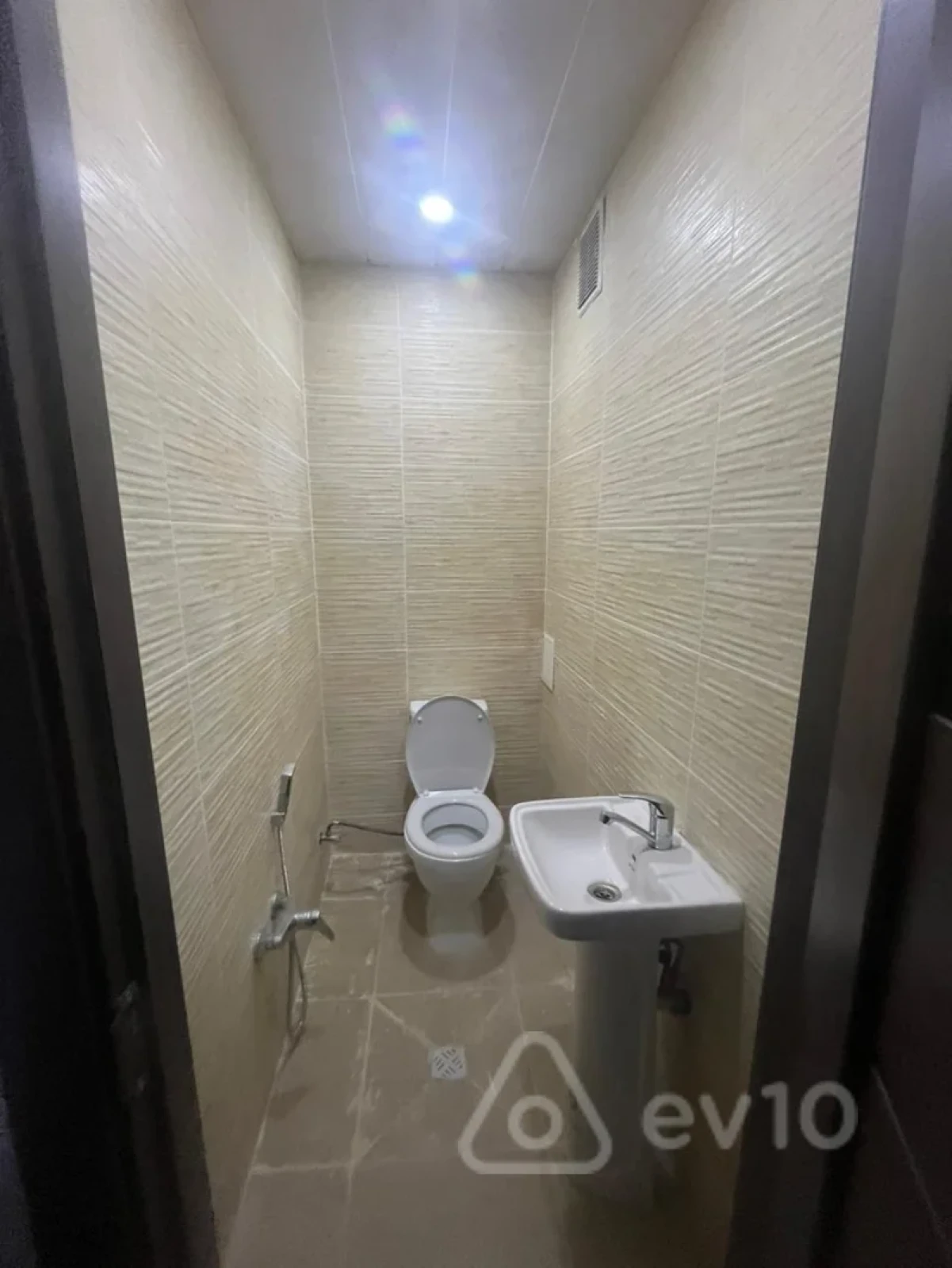 Satılır 3 otaqlı yeni tikili 94 m²