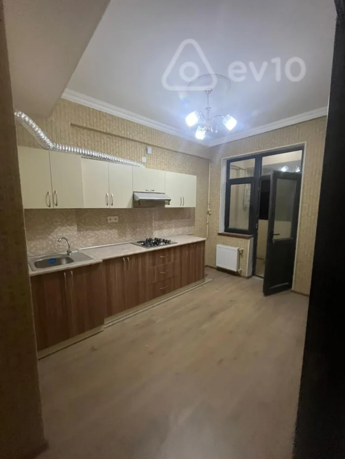 Satılır 3 otaqlı yeni tikili 94 m²