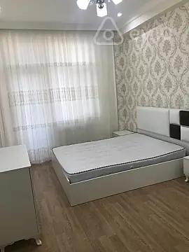 Kirayə verilir 2 otaqlı yeni tikili 70 m² — Bakı, Nizami 2 otaq 70.00 m²