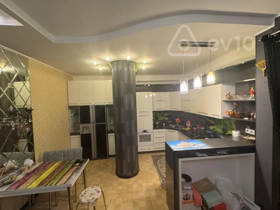 Kirayə verilir 3 otaqlı yeni tikili 80 m²