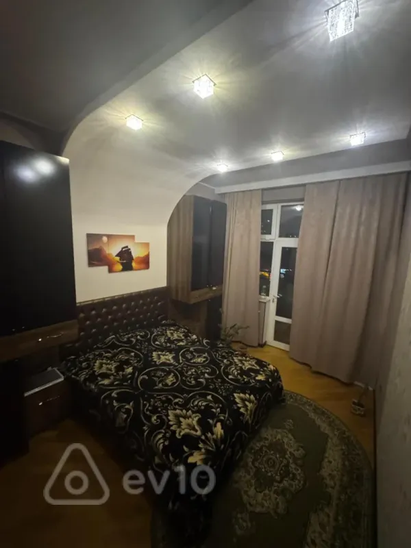 Kirayə verilir 3 otaqlı yeni tikili 80 m²