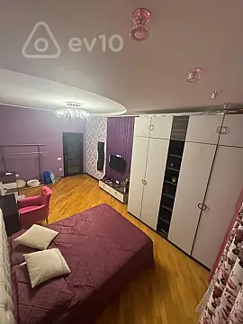Kirayə verilir 3 otaqlı yeni tikili 80 m²
