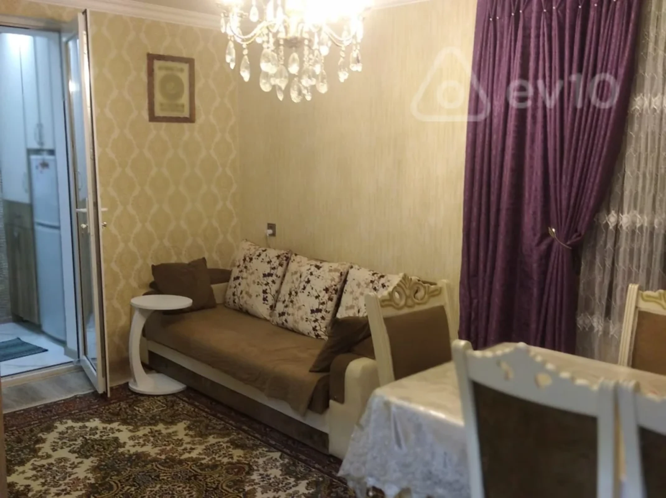 Kirayə verilir 2 otaqlı köhnə tikili 40 m²