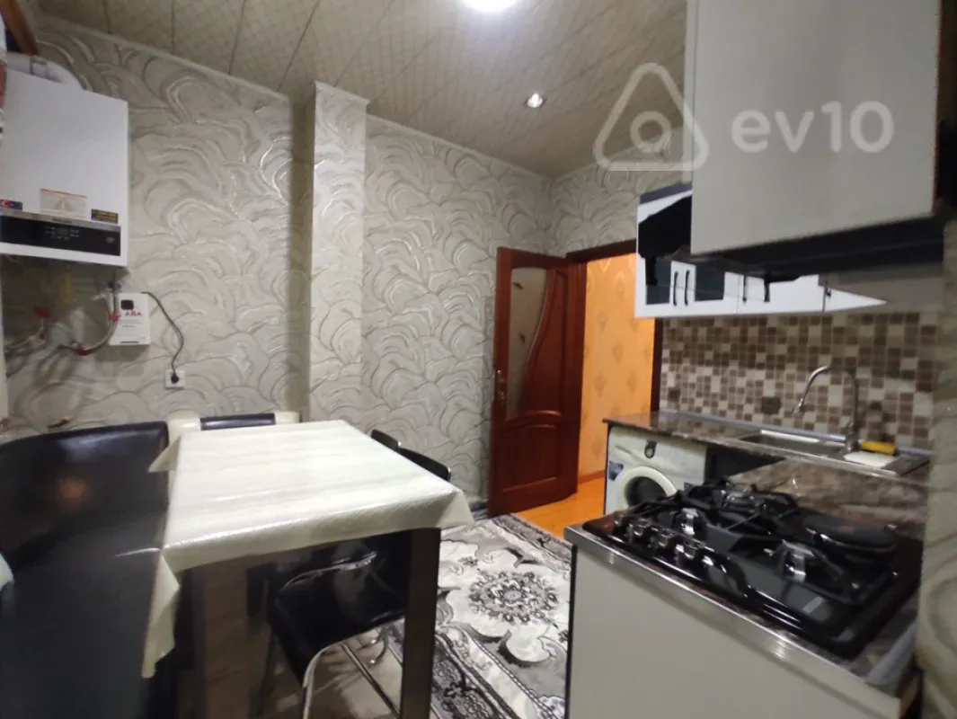 Kirayə verilir 2 otaqlı yeni tikili 35 m²