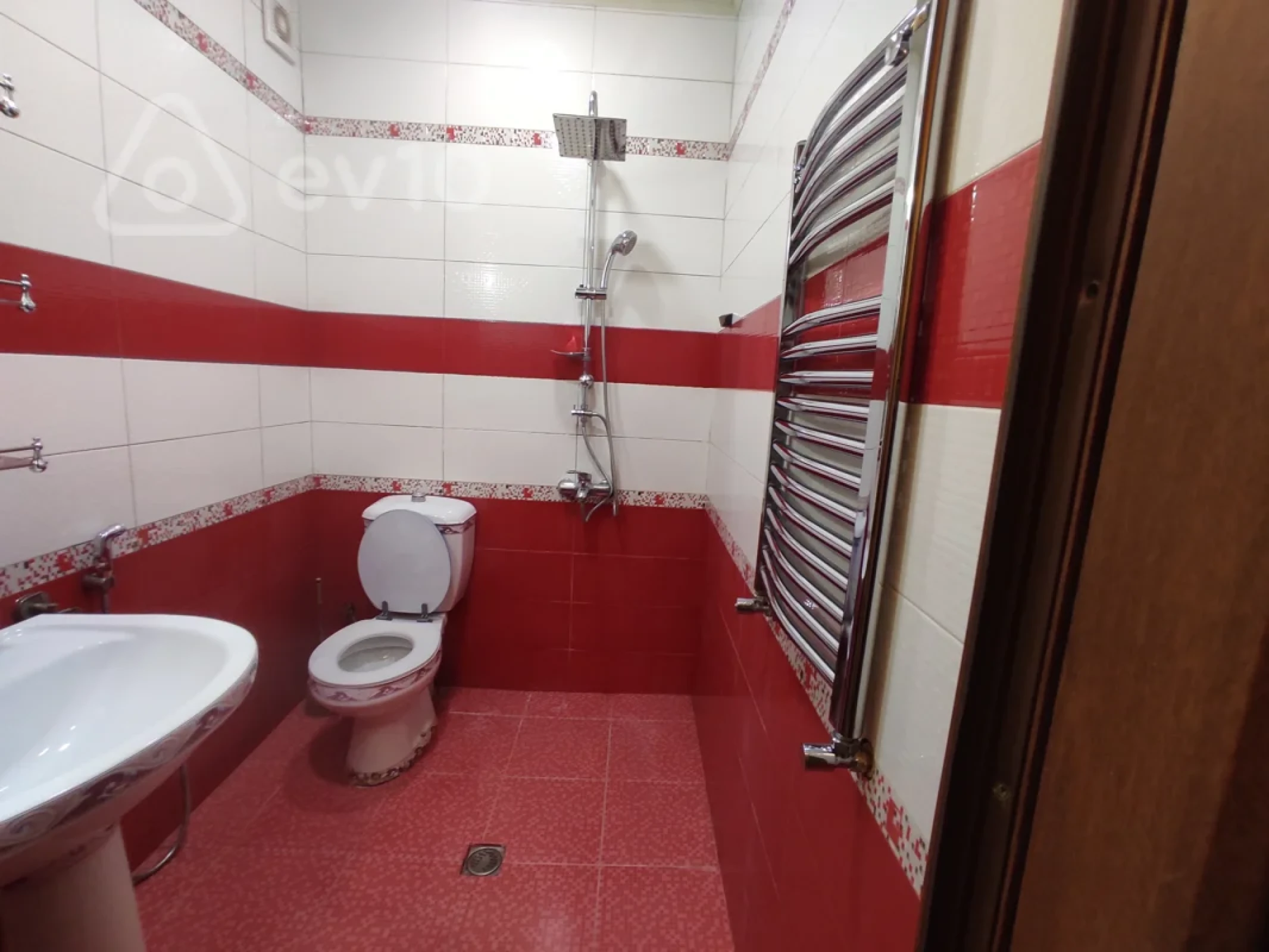 Kirayə verilir 2 otaqlı yeni tikili 35 m²