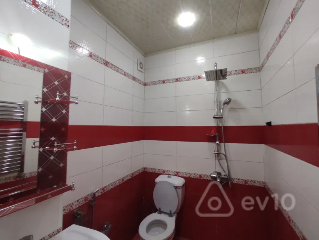 Kirayə verilir 2 otaqlı yeni tikili 35 m²