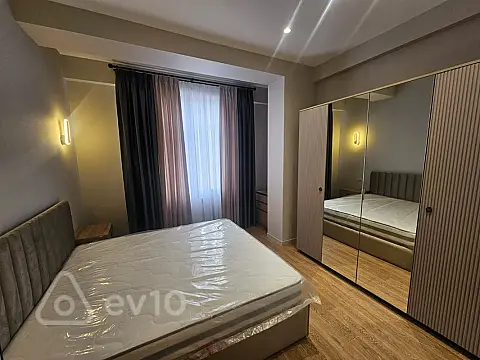 Kirayə verilir 2 otaqlı yeni tikili 70 m²