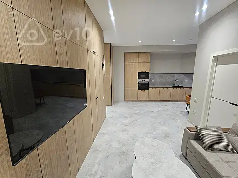 Kirayə verilir 2 otaqlı yeni tikili 70 m²