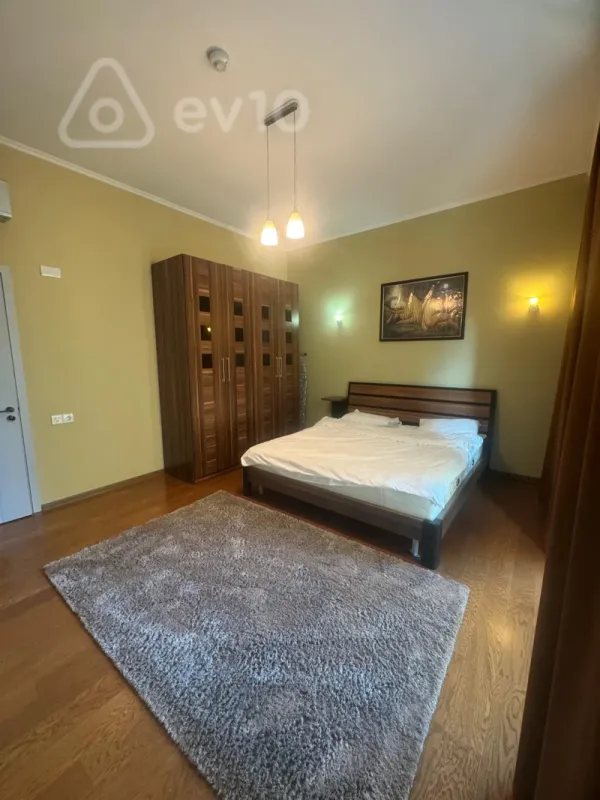 Kirayə verilir 3 otaqlı yeni tikili 106 m²