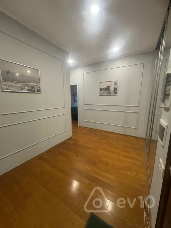 Kirayə verilir 3 otaqlı yeni tikili 106 m²