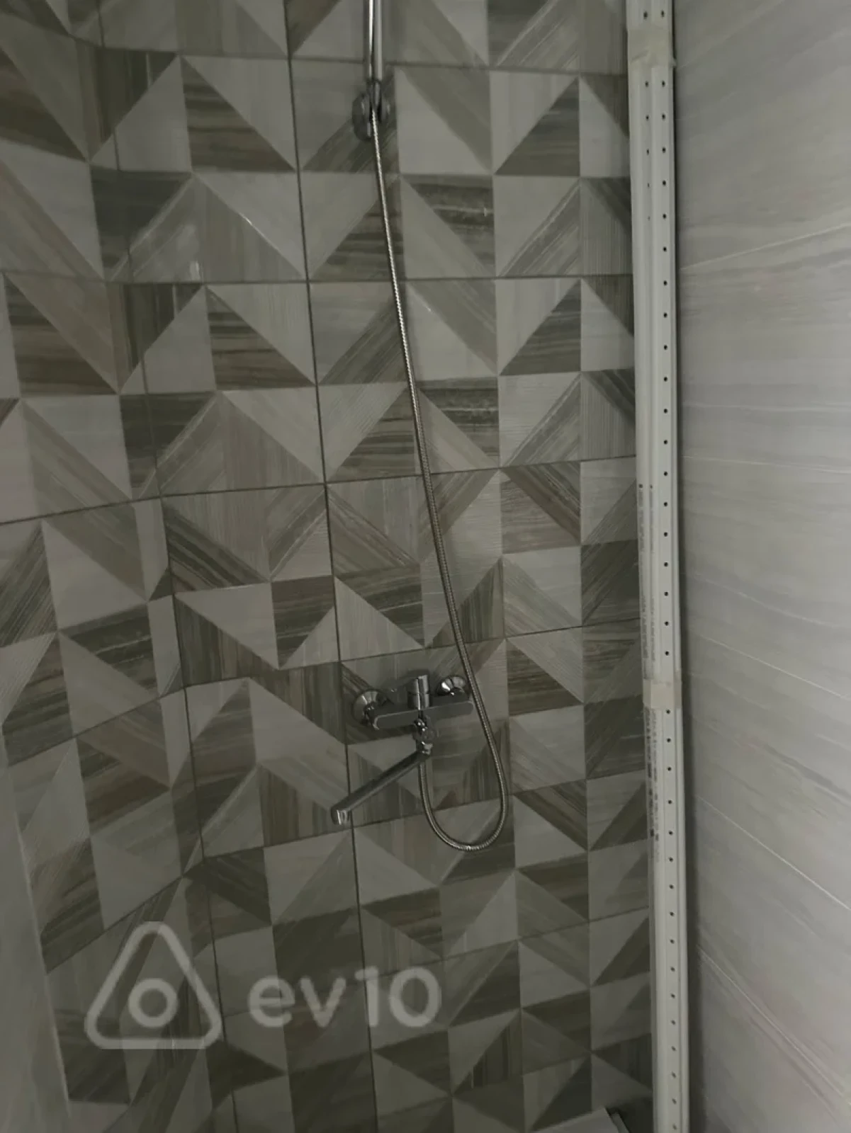 Kirayə verilir mənzil 100 m²