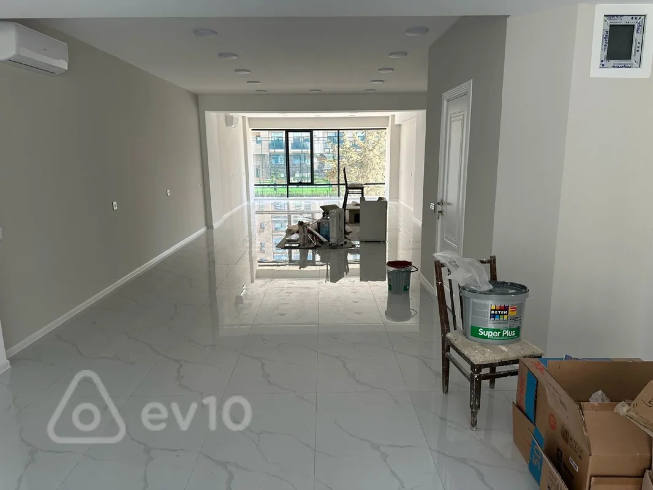 Kirayə verilir mənzil 100 m²