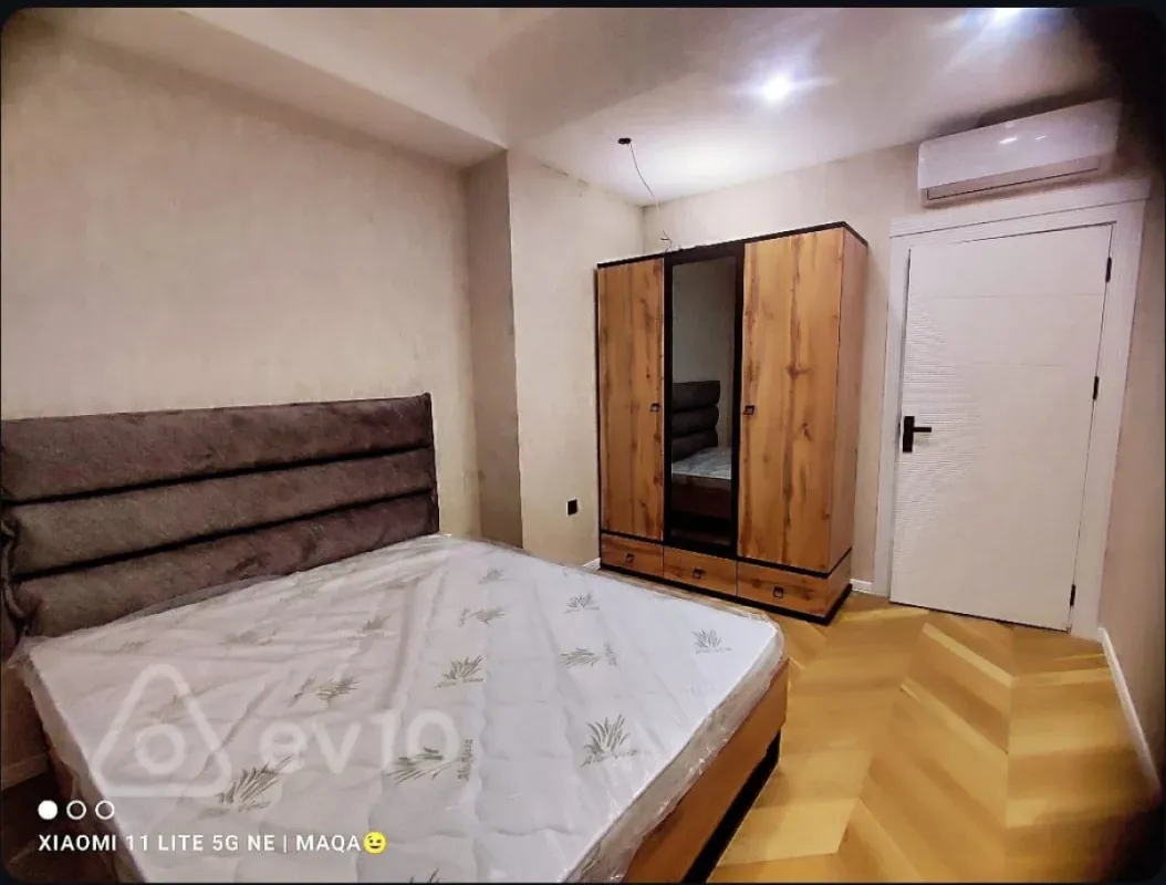 Kirayə verilir 2 otaqlı yeni tikili 80 m²