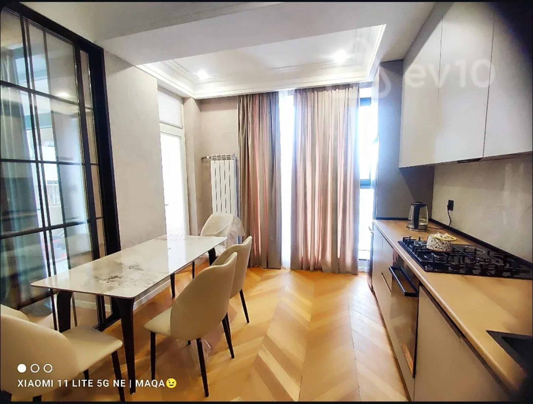 Kirayə verilir 2 otaqlı yeni tikili 80 m²