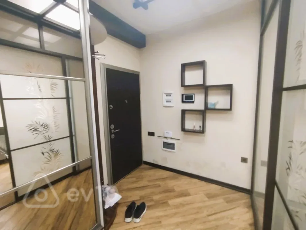 Kirayə verilir 3 otaqlı yeni tikili 110 m²