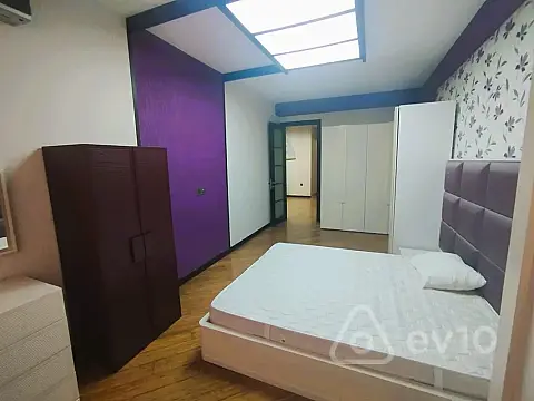 Kirayə verilir 3 otaqlı yeni tikili 110 m²