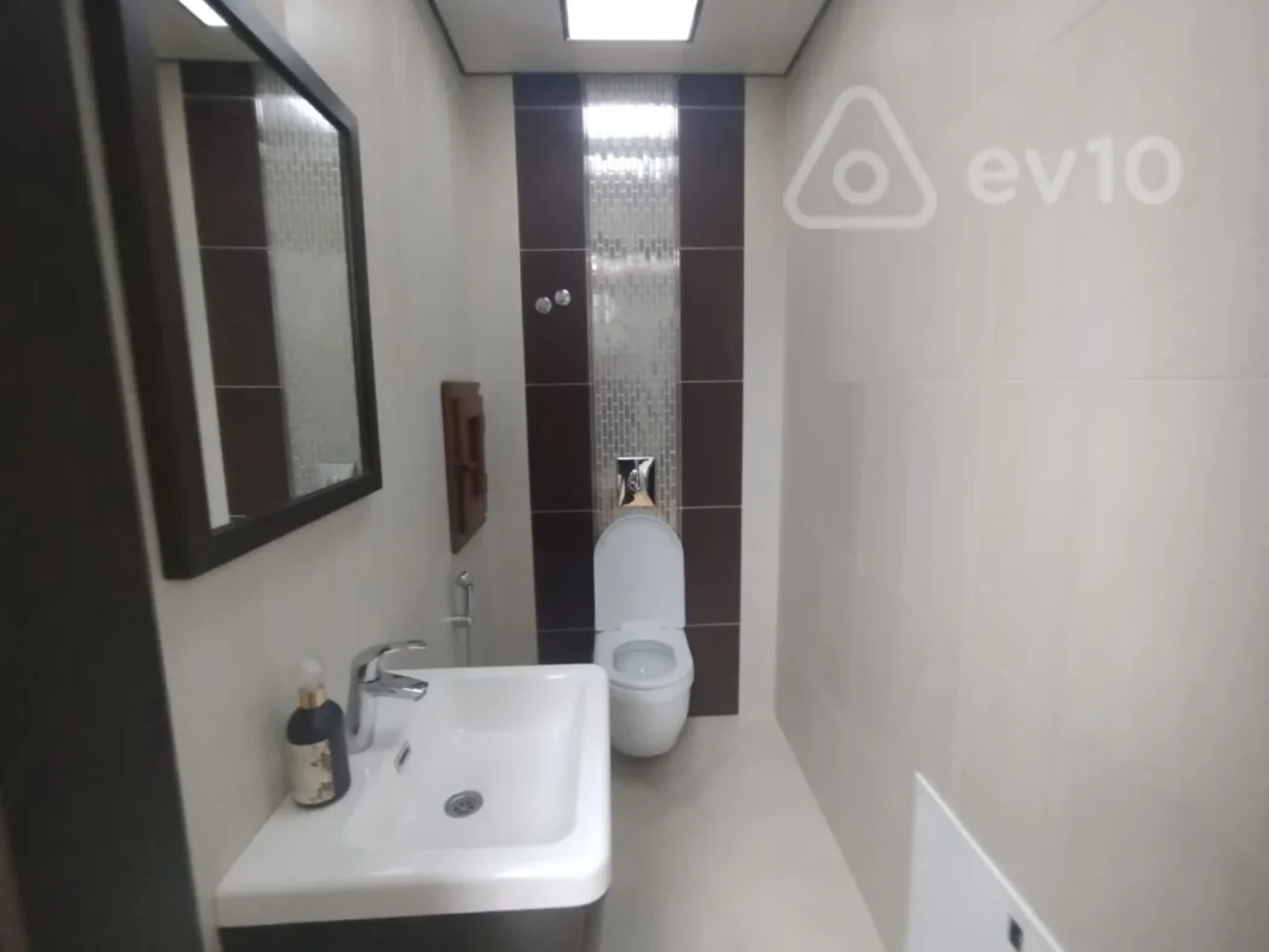 Kirayə verilir 3 otaqlı yeni tikili 110 m²