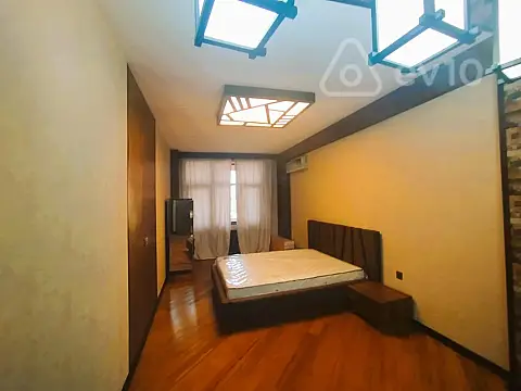 Kirayə verilir 3 otaqlı yeni tikili 110 m²