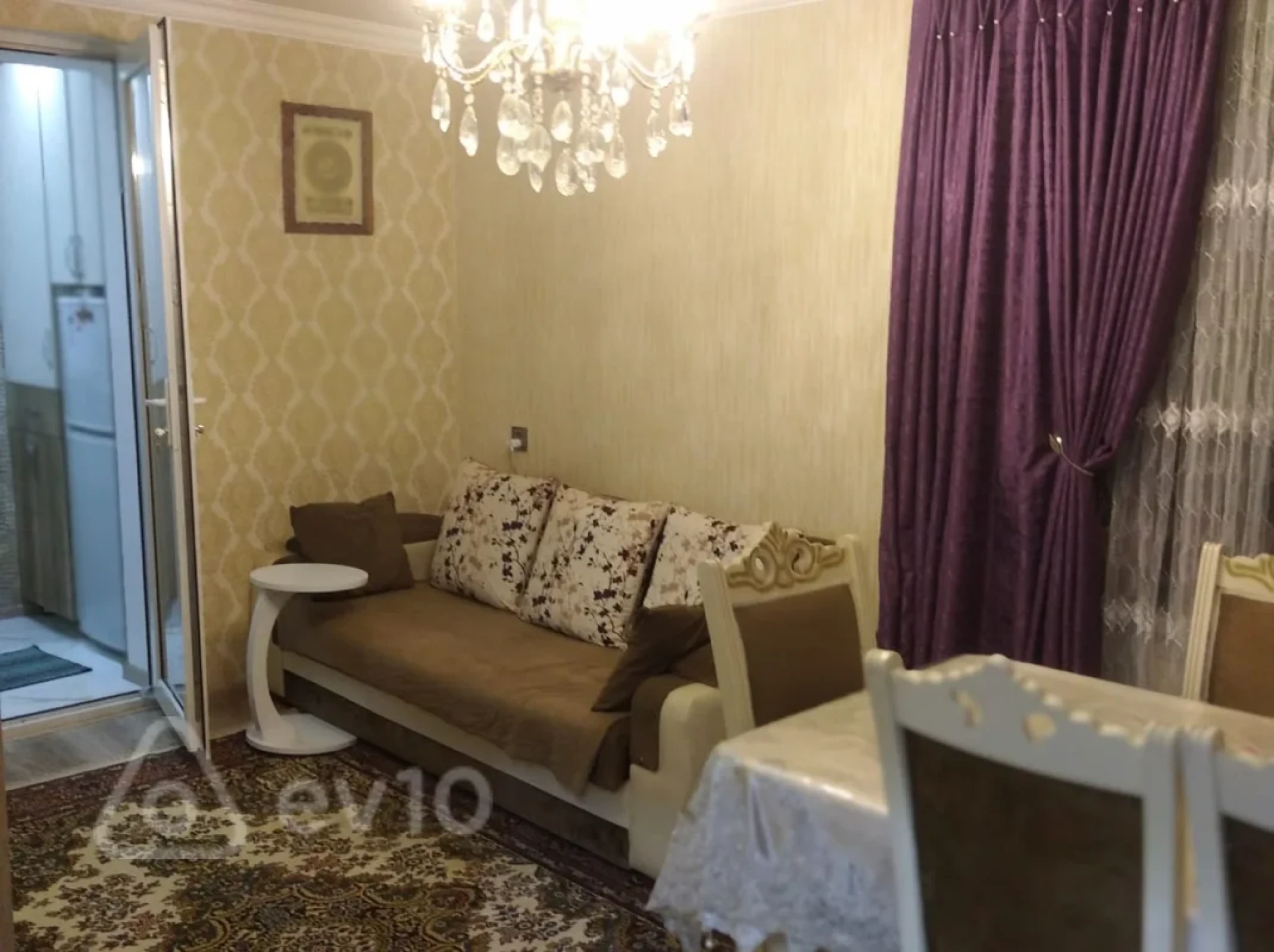Kirayə verilir 2 otaqlı köhnə tikili 40 m²