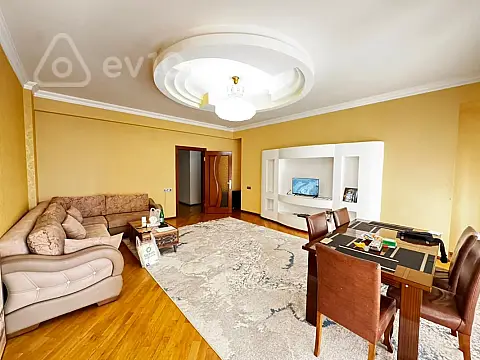 Kirayə verilir 3 otaqlı yeni tikili 100 m²