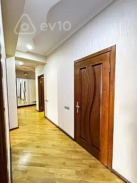 Kirayə verilir 3 otaqlı yeni tikili 100 m²