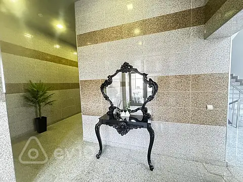 Kirayə verilir 3 otaqlı yeni tikili 100 m²