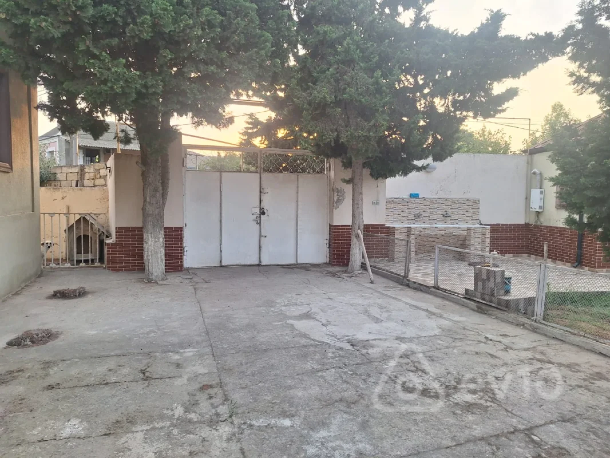 Satılır 5 otaqlı həyət evi 130 m²