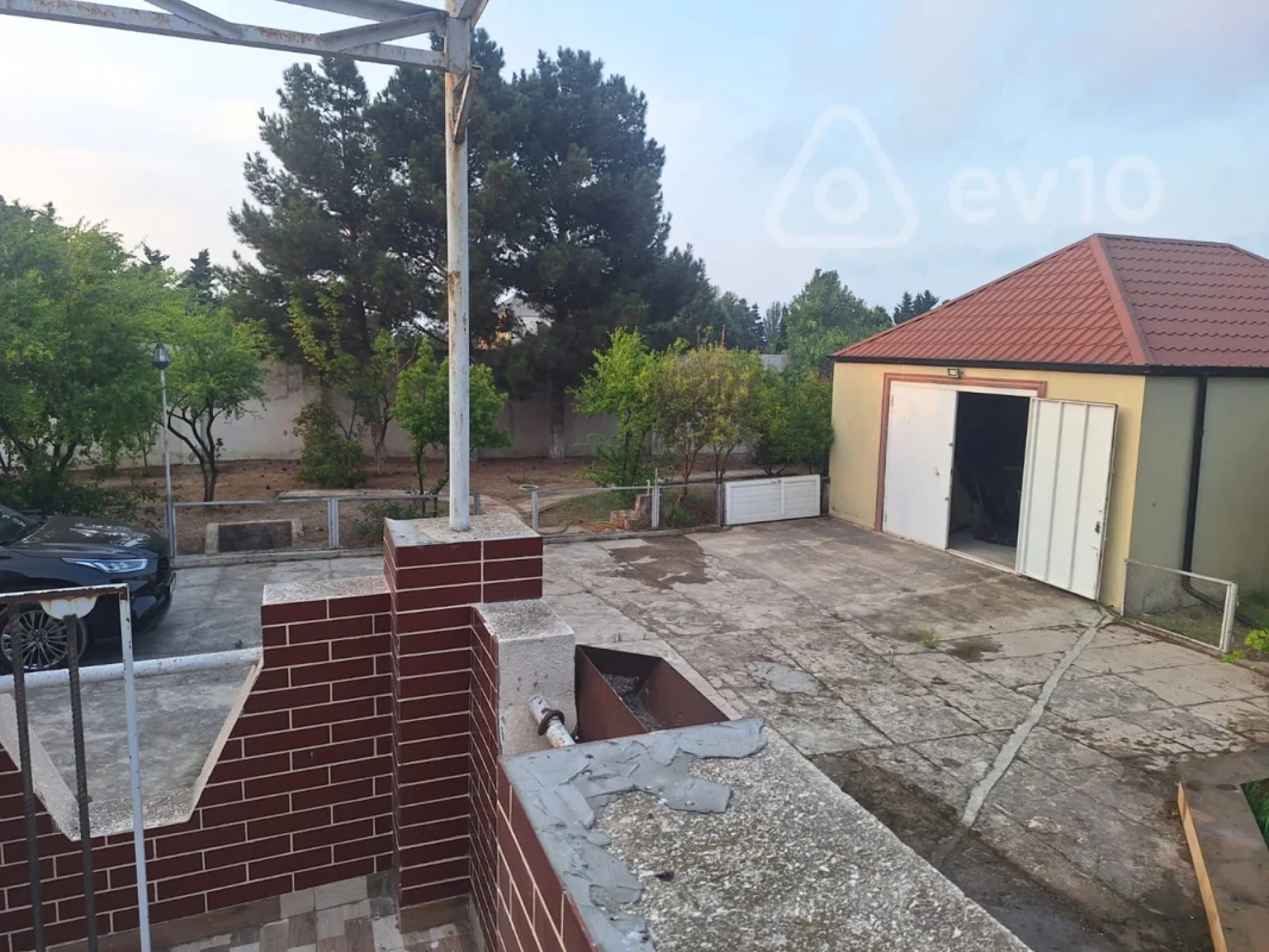 Satılır 5 otaqlı həyət evi 130 m²