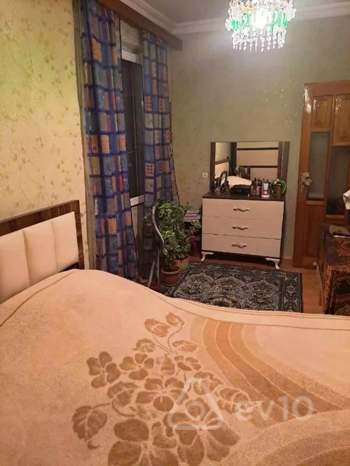 Satılır 2 otaqlı köhnə tikili 50 m²