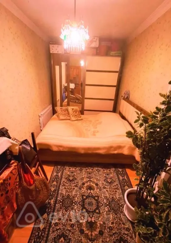 Satılır 2 otaqlı köhnə tikili 50 m²