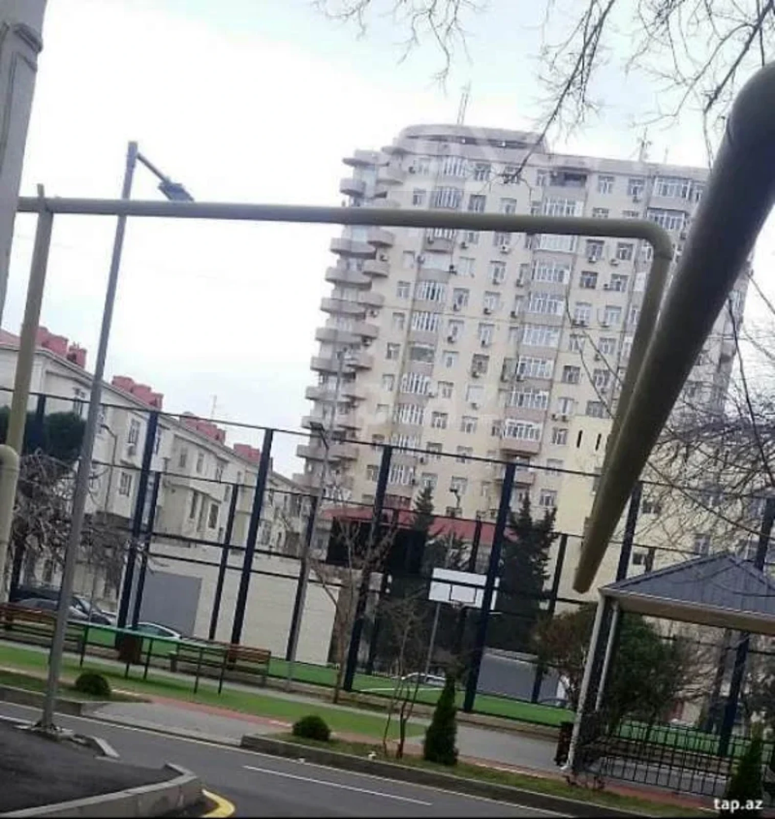 Satılır 2 otaqlı köhnə tikili 50 m²