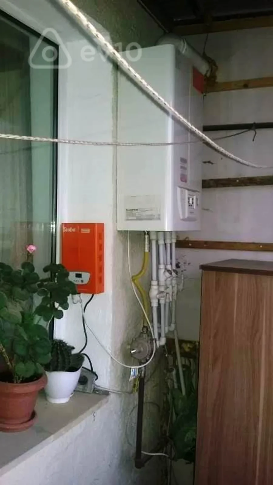 Satılır 2 otaqlı köhnə tikili 50 m²